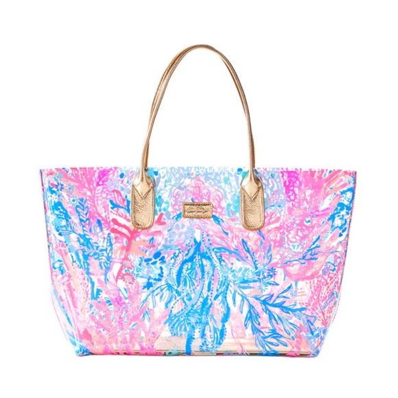 Lilly Pulitzer Handbags - NWT Lilly Pulitzer Breezy Tote Pulitzer Tote Bag